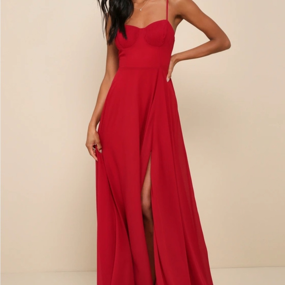 Lulu's Vibrant red Dress